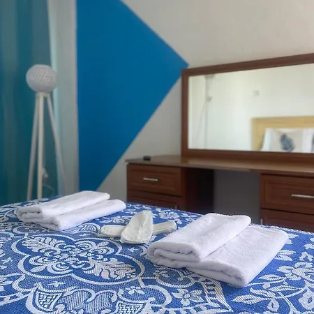 Deniz Kizi Çeşme