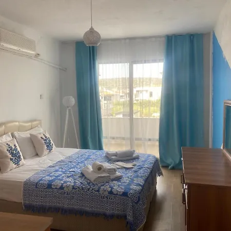 Deniz Kizi Cesme
