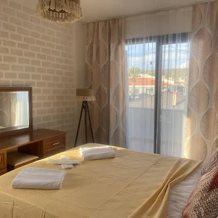 Deniz Kizi Çeşme