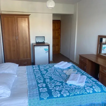Deniz Kizi Hotel *